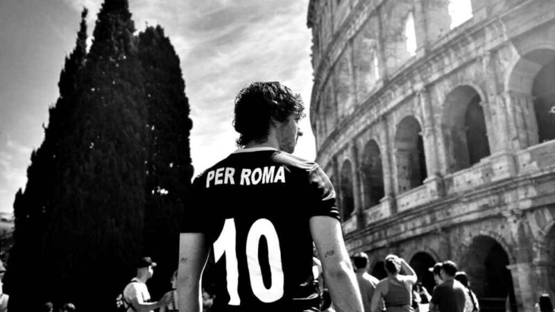 “Per Roma” è il nuovo singolo di Dieci